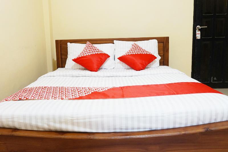 Oyo Flagship 1034 Pondok Mulia Guest House Syariah Balikpapan  Exterior photo